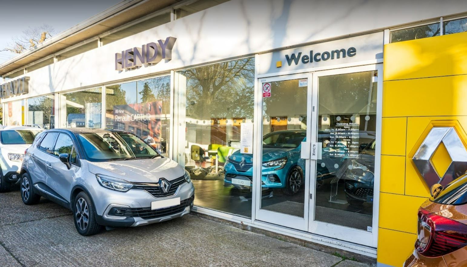 Hendy Renault & Kia Tunbridge Wells Car dealership in Tunbridge Wells